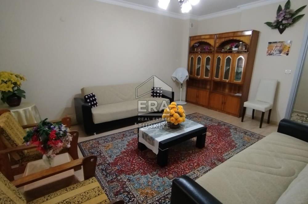 Karşıyaka Yalı Mahallesi 3+1 Ebeveyn Banyolu Daire