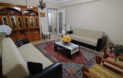 Karşıyaka Yalı Mahallesi 3+1 Ebeveyn Banyolu Daire