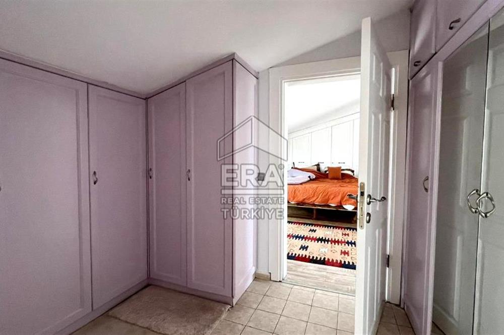 bostanlıda deniz manzaralı satılık 5+1 dubleks daire