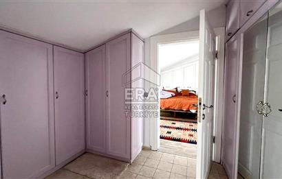 bostanlıda deniz manzaralı satılık 5+1 dubleks daire