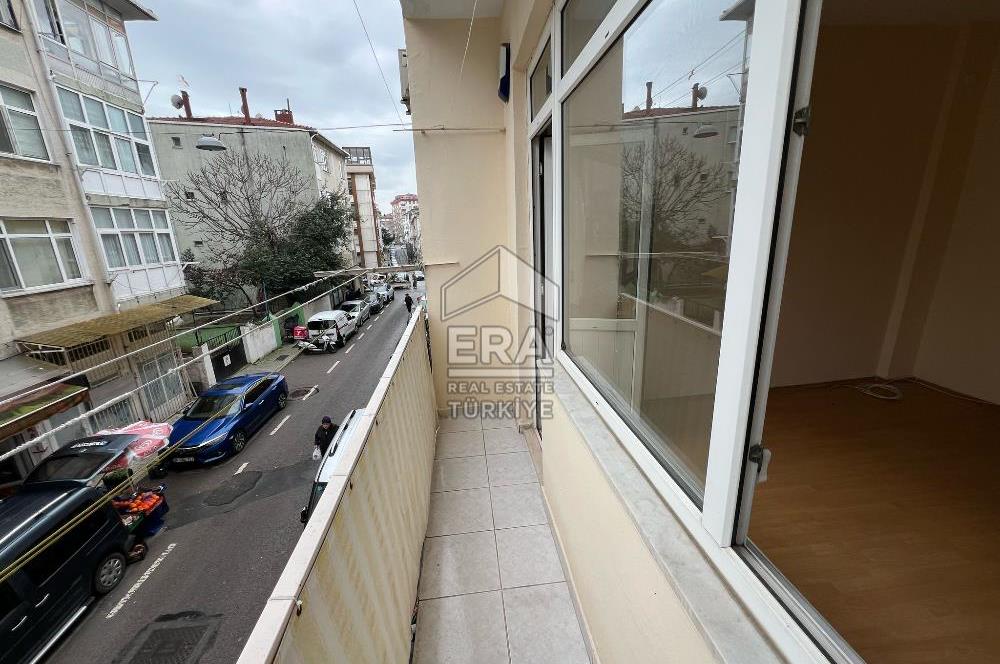 ÜSKÜDAR VALİDE-İ ATIK 2+1 KİRALIK DAİRE TEMİZ BALKONLU