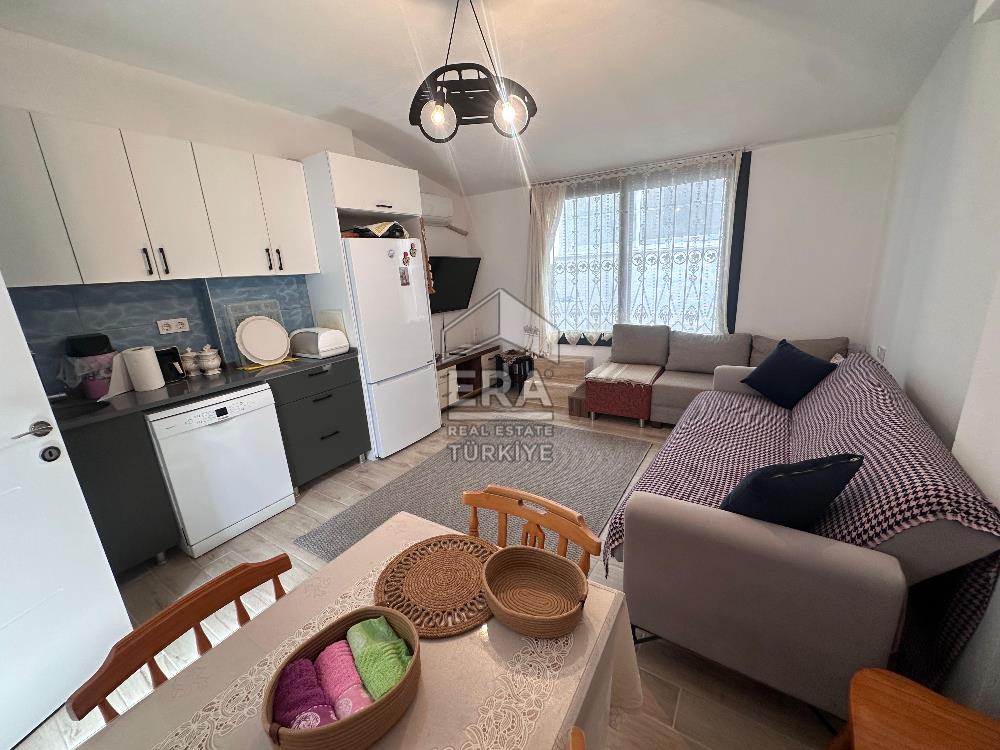 Datça Merkezde Satılık 2+2 75 m² Deniz Manzaralı Tripleks Daire