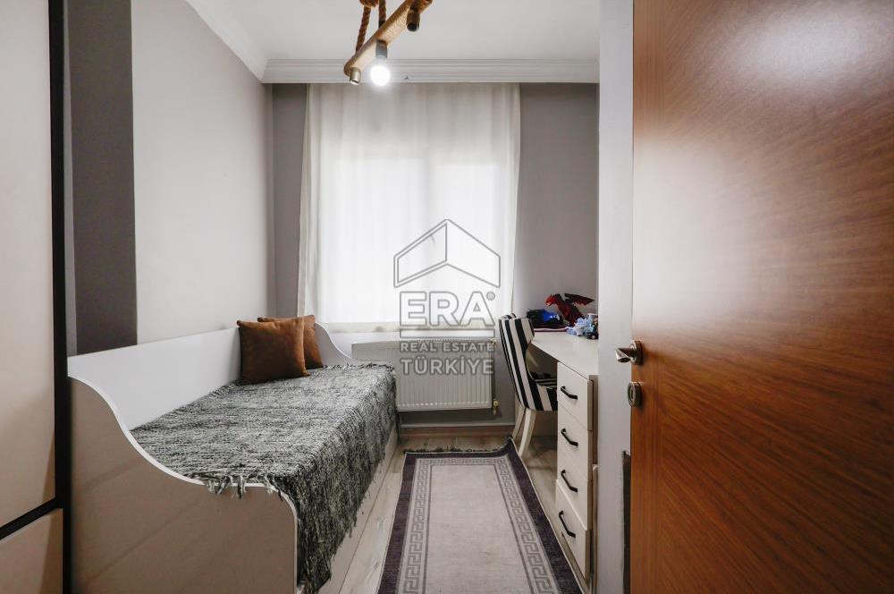 Eyüp Alibeyköy de Lüks Sitede Satılık Dubleks Daire