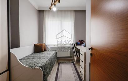 Eyüp Alibeyköy de Lüks Sitede Satılık Dubleks Daire