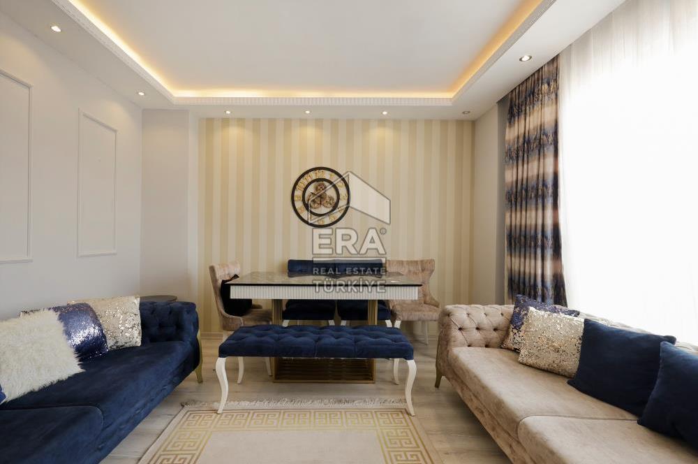 Eyüp Alibeyköy de Lüks Sitede Satılık Dubleks Daire