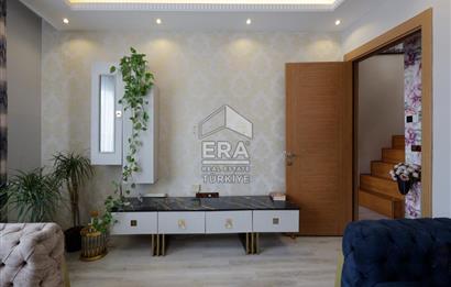 Eyüp Alibeyköy de Lüks Sitede Satılık Dubleks Daire