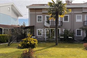 Sarıyer Zekeriyaköy Hoffman Bavyera Evleri Satılık 6+2 Villa