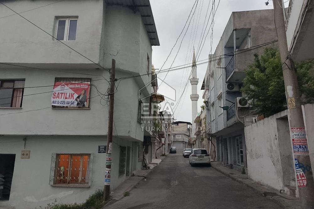 ERA NİVA'DAN KONAK'TA SATILIK KOMPLE BİNA