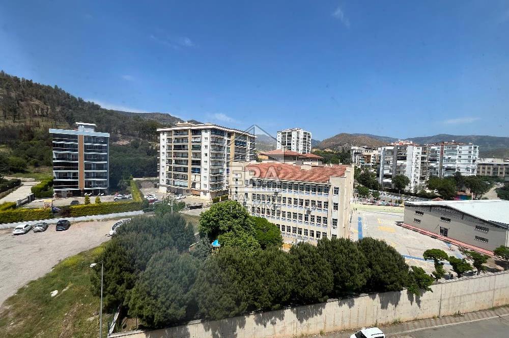 ERA NİVA'DAN KARŞIYAKA ZÜBEYDE HANIM'DA SATILIK 2+1 DAİRE
