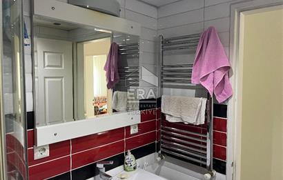 ERA NİVA'DAN KARŞIYAKA ZÜBEYDE HANIM'DA SATILIK 2+1 DAİRE