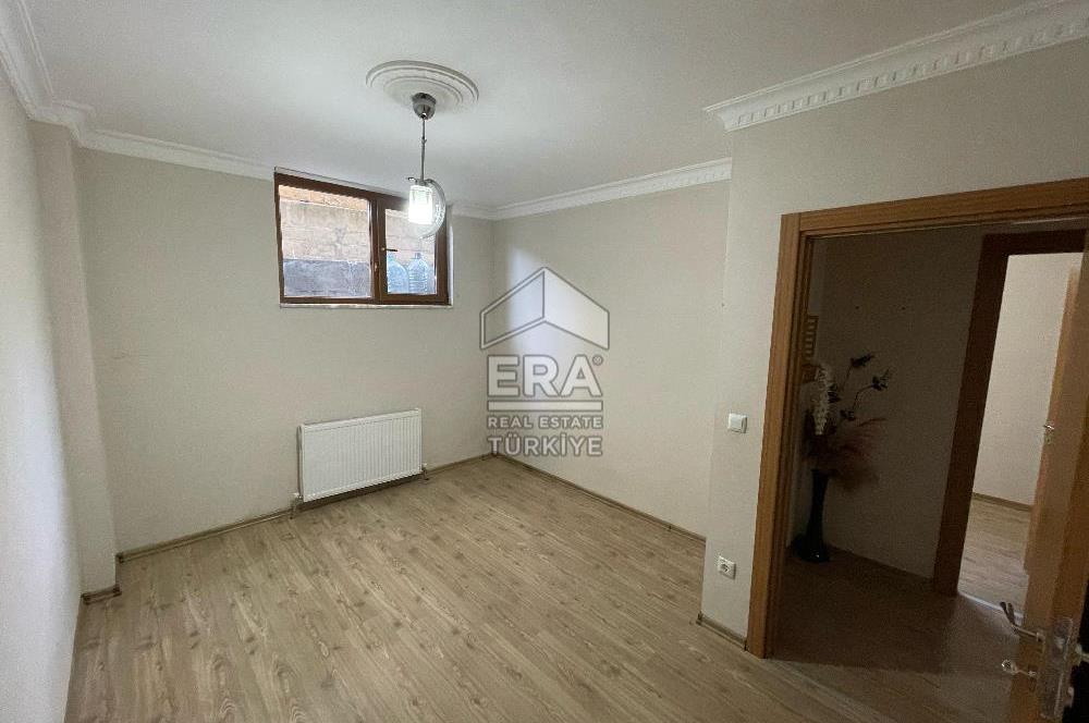 NEW 4+1 APARTMENT FOR RENT IN AKPINAR