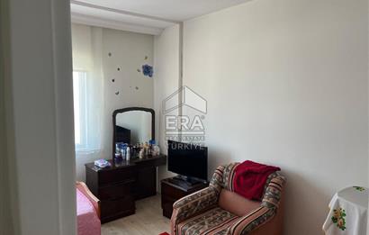 ERA NİVA'DAN KARŞIYAKA ZÜBEYDE HANIM'DA SATILIK 2+1 DAİRE