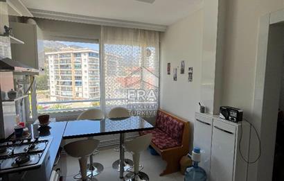 ERA NİVA'DAN KARŞIYAKA ZÜBEYDE HANIM'DA SATILIK 2+1 DAİRE