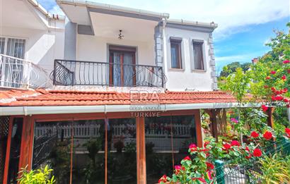 ERA NİVA'DAN MORDOĞAN'DA SİTE İÇİNDE SATILIK TRİPLEX VİLLA