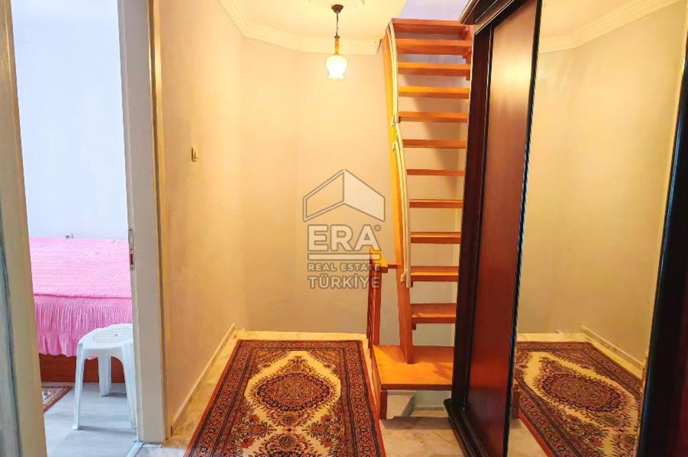ERA NİVA'DAN MORDOĞAN'DA SİTE İÇİNDE SATILIK TRİPLEX VİLLA