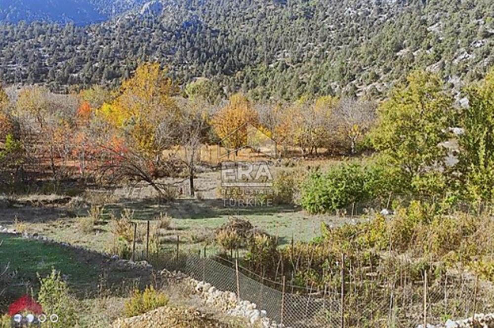 ANTALYA AKSEKİ CENDEVE MAHALLESİNDE SATILIK 621 m2 TARLA