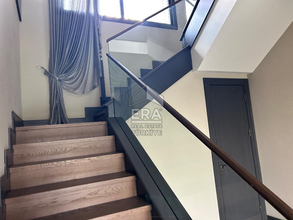 Mesa Yeşilyaka’da Satılık Doğa ile İç İçe Lüks Villa 
