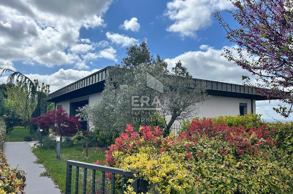 Mesa Yeşilyaka’da Satılık Doğa ile İç İçe Lüks Villa 