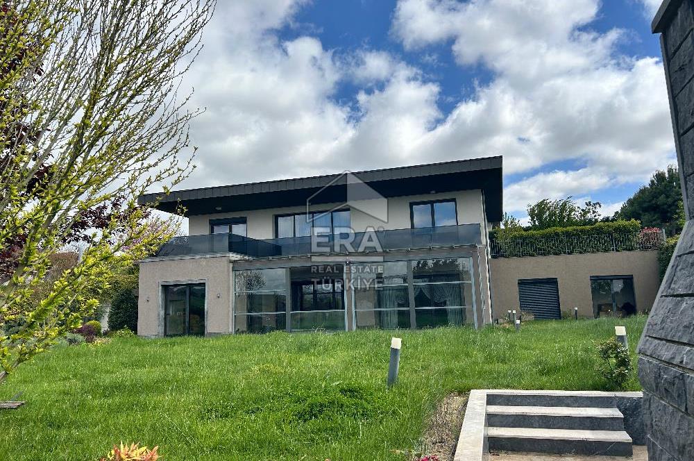 Mesa Yeşilyaka’da Satılık Doğa ile İç İçe Lüks Villa 