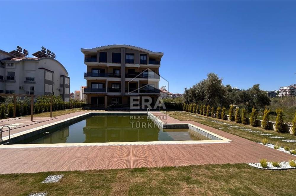 Ilıca Mahallesinde Havuzlu Sitede 1+1 Kiralık Daire 