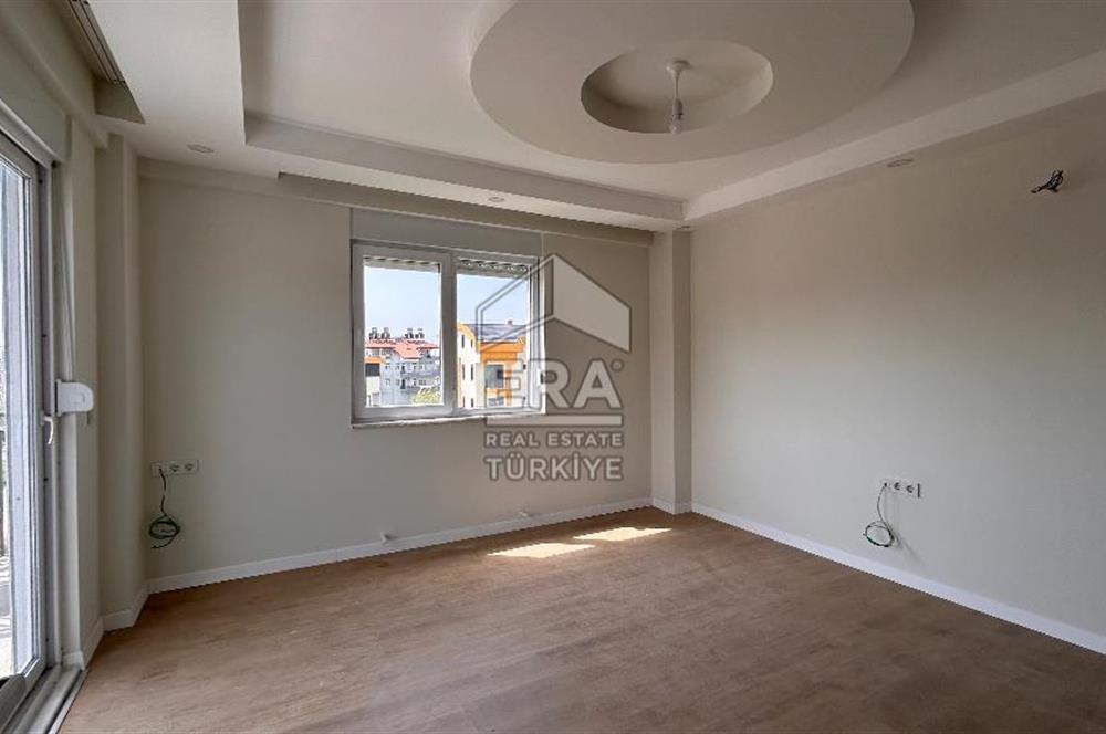 Manavgat Ilıca Mahallesinde Satılık 3+1 Dublex Daire