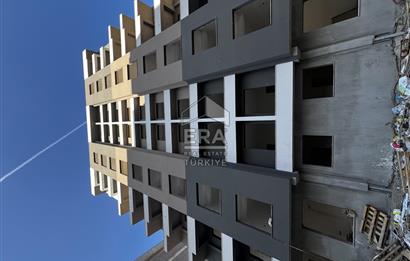 İzmir Bayraklı Manavkuyu Site içi Otoparklı Sıfır Satılık 3+1