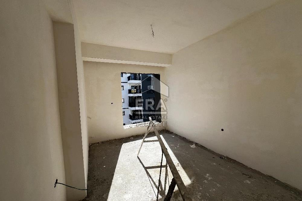 İzmir Bayraklı Manavkuyu Site içi Otoparklı Sıfır Satılık 3+1