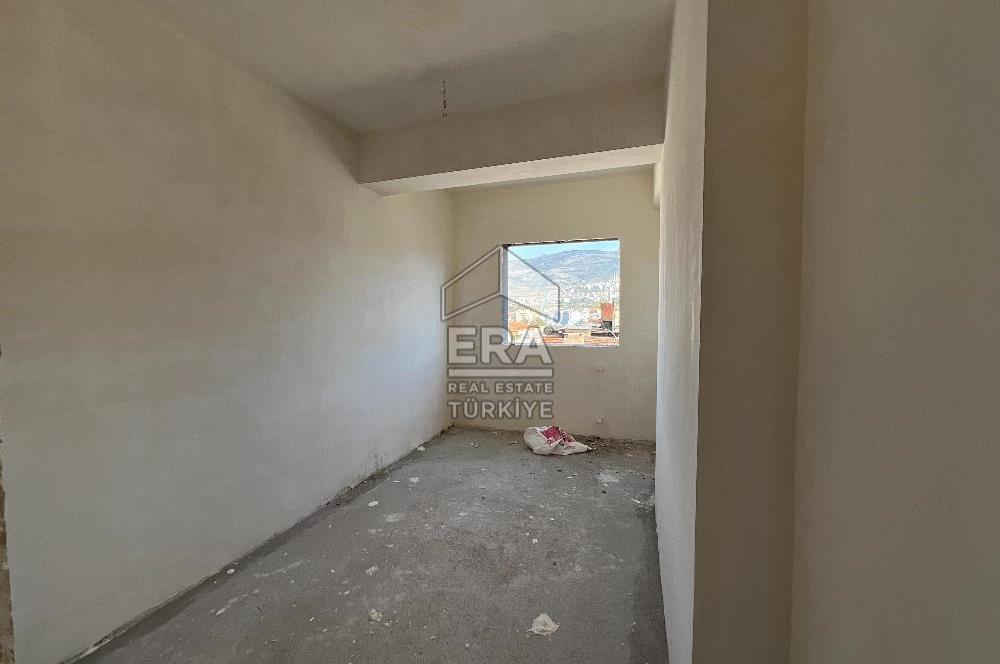 İzmir Bayraklı Manavkuyu Site içi Otoparklı Sıfır Satılık 3+1