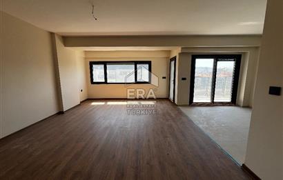 İzmir Bayraklı Manavkuyu Site içi Körfez Manzaralı Sıfır Satılık 3+1