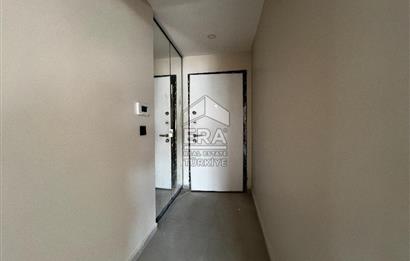 İzmir Bayraklı Manavkuyu Site içi Körfez Manzaralı Sıfır Satılık 3+1