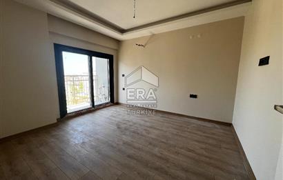 İzmir Bayraklı Manavkuyu Site içi Körfez Manzaralı Sıfır Satılık 3+1