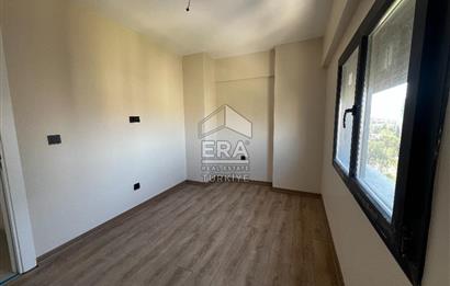 İzmir Bayraklı Manavkuyu Site içi Körfez Manzaralı Sıfır Satılık 3+1