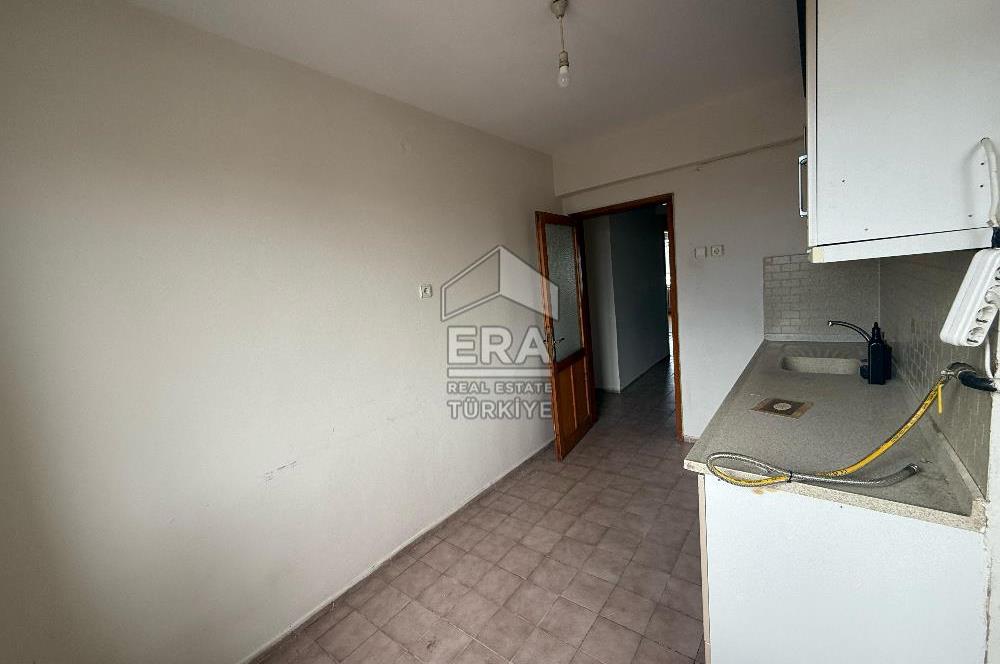 ERA PORT GÜVENCESİYLE BAHÇELİEVLER TEKNİK LİSE CAD. 3+1 DAİRE