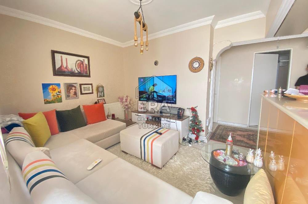 ERA NİVA'DAN BORNOVA EVKA 4 MAHALLESİNDE SATILIK 2+1 DAİRE