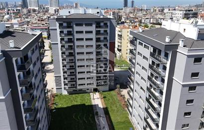 İzmir Bayraklı Manavkuyu Site içi Körfez Manzaralı Sıfır Satılık 3+1