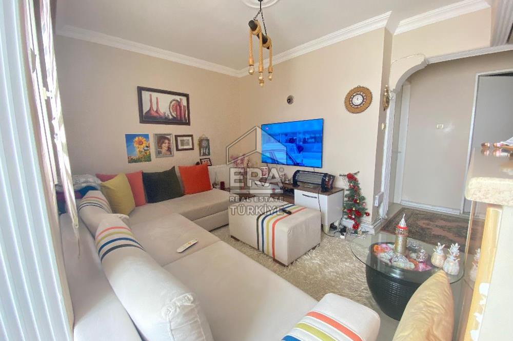 ERA NİVA'DAN BORNOVA EVKA 4 MAHALLESİNDE SATILIK 2+1 DAİRE