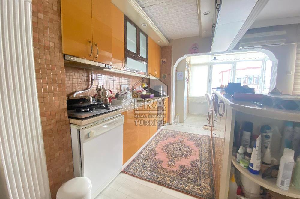 ERA NİVA'DAN BORNOVA EVKA 4 MAHALLESİNDE SATILIK 2+1 DAİRE