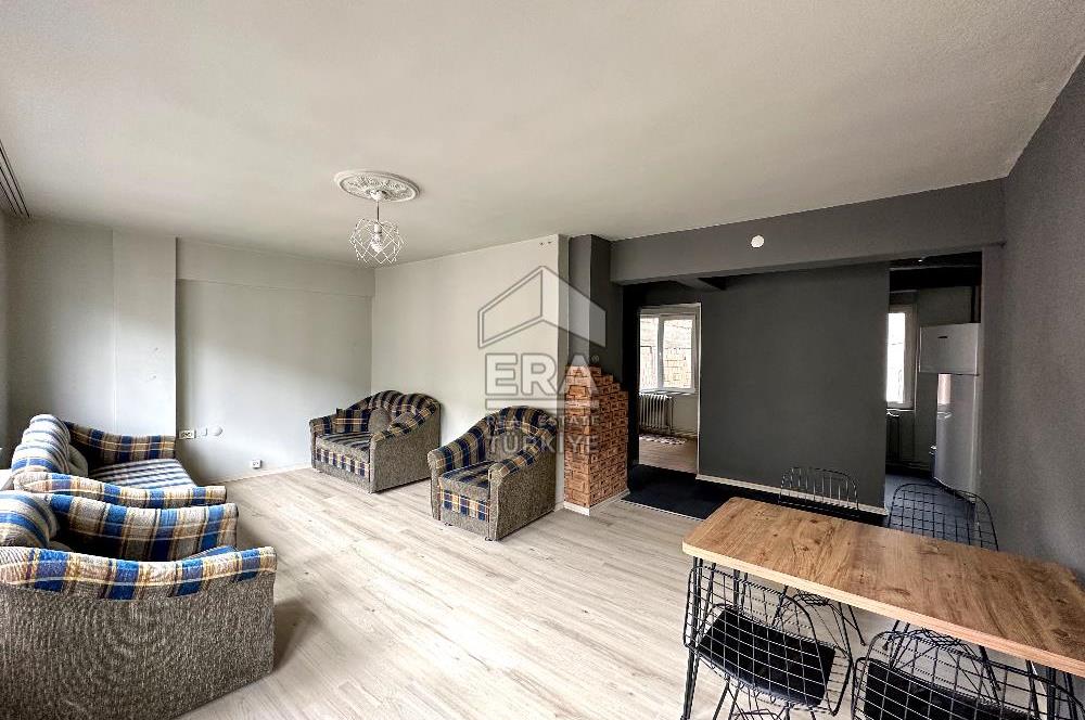 ERA SÖZ DEN KIZILAY CADDESİNDE EŞYALI KİRALIK 2+1 DAİRE