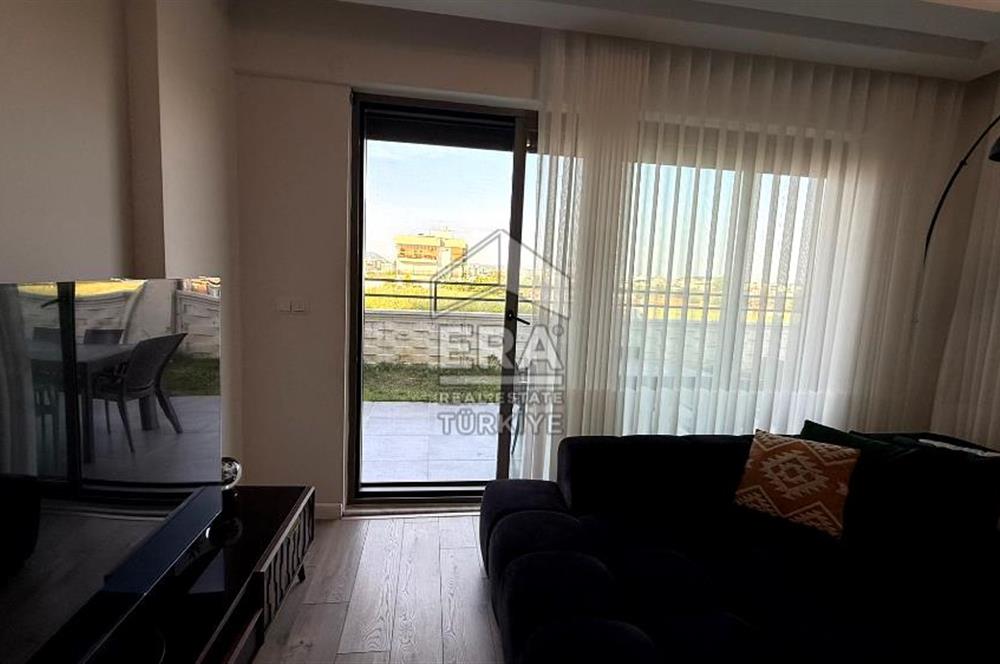 Menderes Cumaovasında Tripleks 5+1 Müstakil Villa