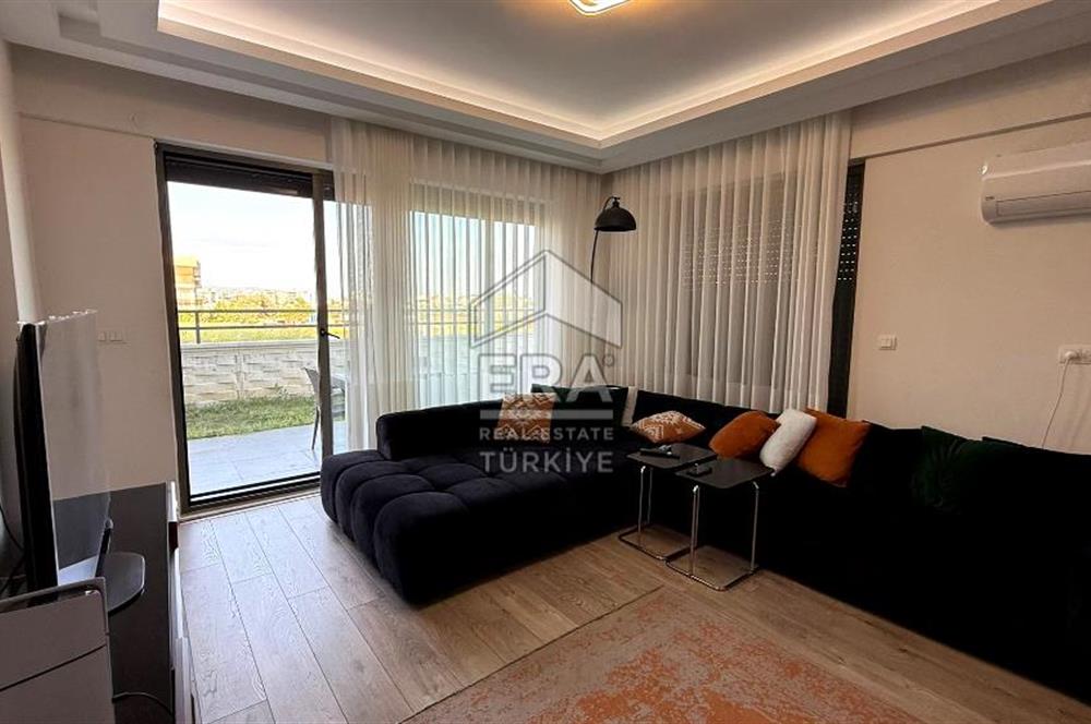 Menderes Cumaovasında Tripleks 5+1 Müstakil Villa