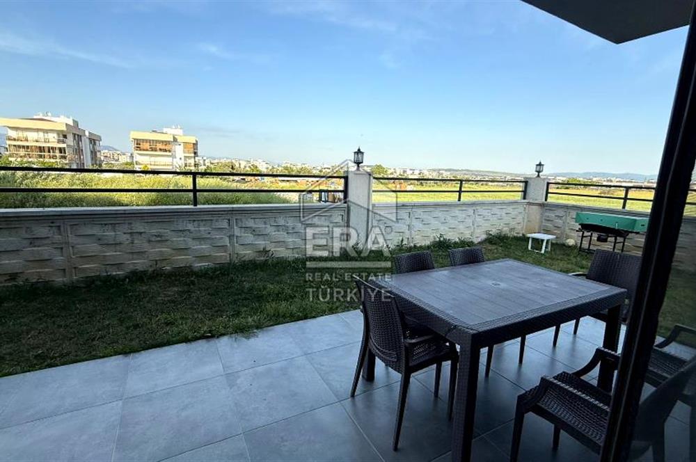 Menderes Cumaovasında Tripleks 5+1 Müstakil Villa