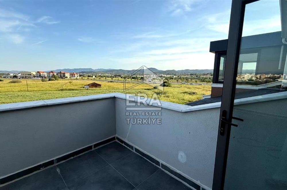 Menderes Cumaovasında Tripleks 5+1 Müstakil Villa