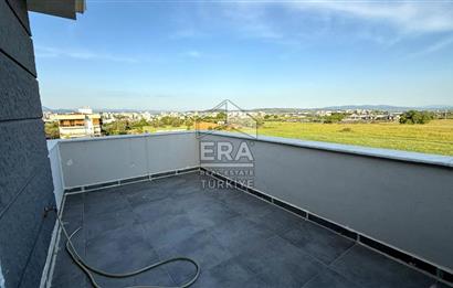 Menderes Cumaovasında Tripleks 5+1 Müstakil Villa