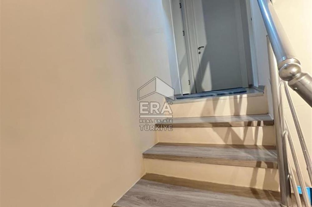 Karşıyaka Bahriye Üçok Mahallesin de Satılık 3+1 Dubleks Daire