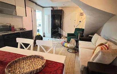 Karşıyaka Bahriye Üçok Mahallesin de Satılık 3+1 Dubleks Daire