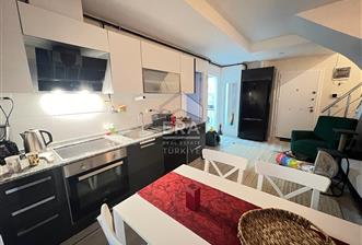 Karşıyaka Bahriye Üçok Mahallesin de Satılık 3+1 Dubleks Daire