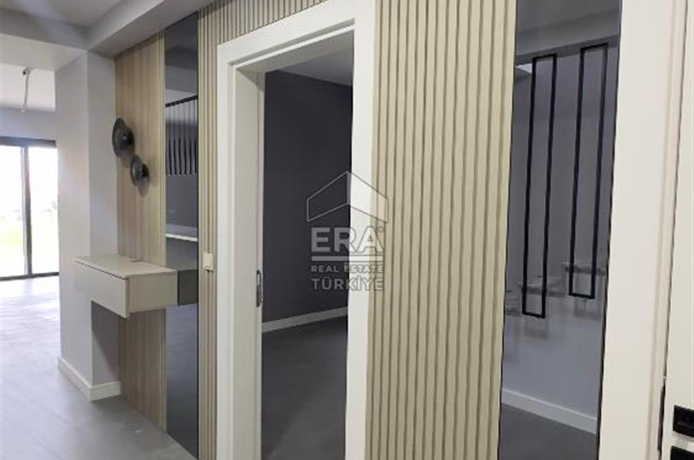 Urla Yenikent Mahallesi Kiralık 5+1 Tripleks V