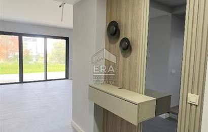 Urla Yenikent Mahallesi Kiralık 5+1 Tripleks V