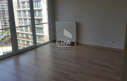ERA YILDIZLAR EVORA İSTANBUL E PARSEL DENİZ VE HAVUZ MANZARALI