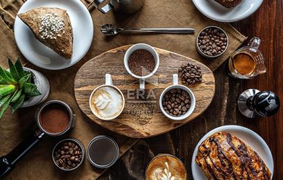 ÇEKMEKÖY HAMİDİYE MAHALLESİ CADDE ÜZERİ DEVREN KİRALIK CAFE